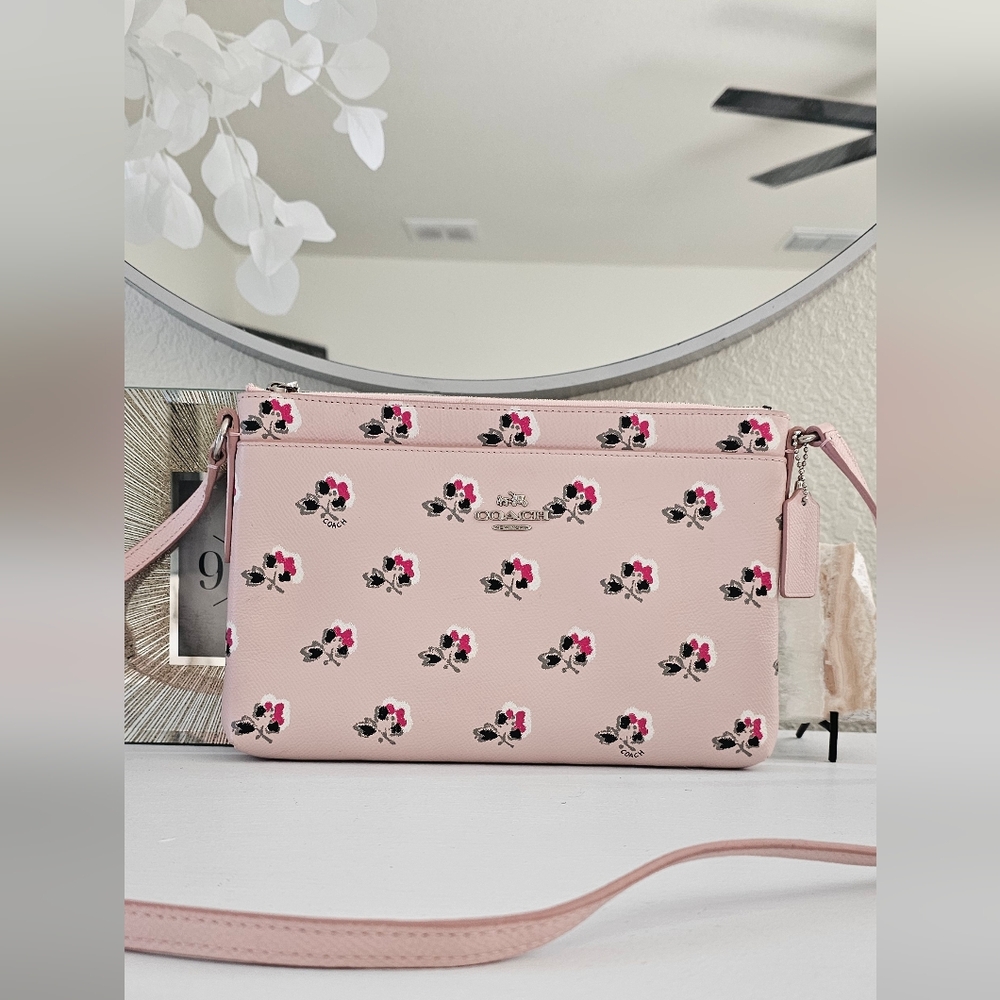 EUC Coach Floral Print Crossgrain Journal Crossbody
